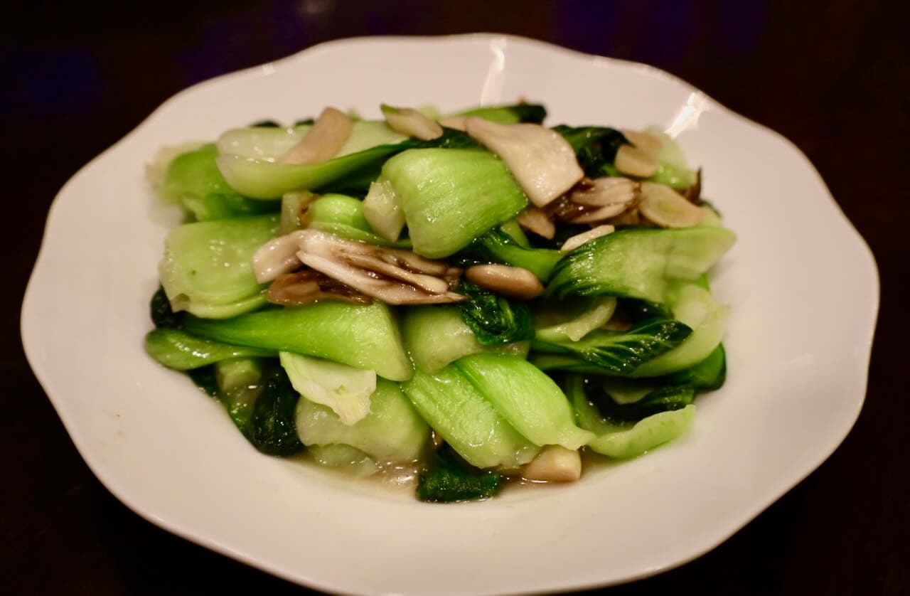 Bok Choy Stir Fry 蘑菇🍄🟫小青菜🥬